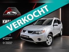 Mitsubishi Outlander - 2.4 Intro Edition 2WD Airco* Navi*Trkhk