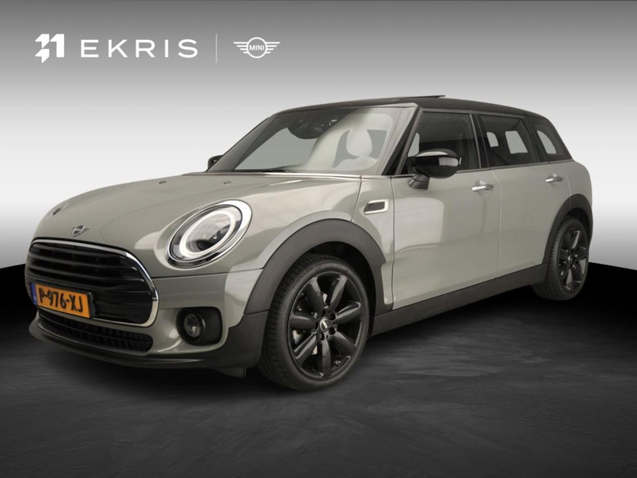 MINI Clubman - 1.5 Cooper | LED | Leder | Navigatie | Panoramadak | Sportstoelen | Stoelverwarming | DAB - AutoWereld.nl