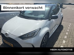 Toyota Yaris - 1.5 VVT-I 125PK First Edition Automaat | Bi Tone | Navigatie | Airco | Cruise control | Ap