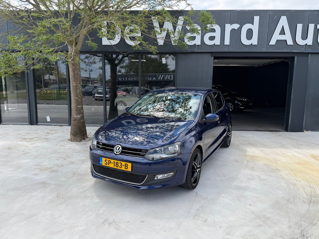 Volkswagen Polo - 1.2 TSI R-Line Edition/ automaat/cruise/6 maanden garantie - AutoWereld.nl