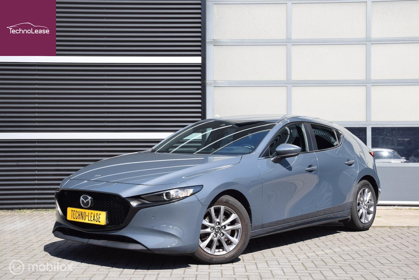 Mazda 3 - 2.0 e-SkyActiv-G M Hybrid 122 Comfort Adaptieve Cruise Control Apple Carplay - AutoWereld.nl