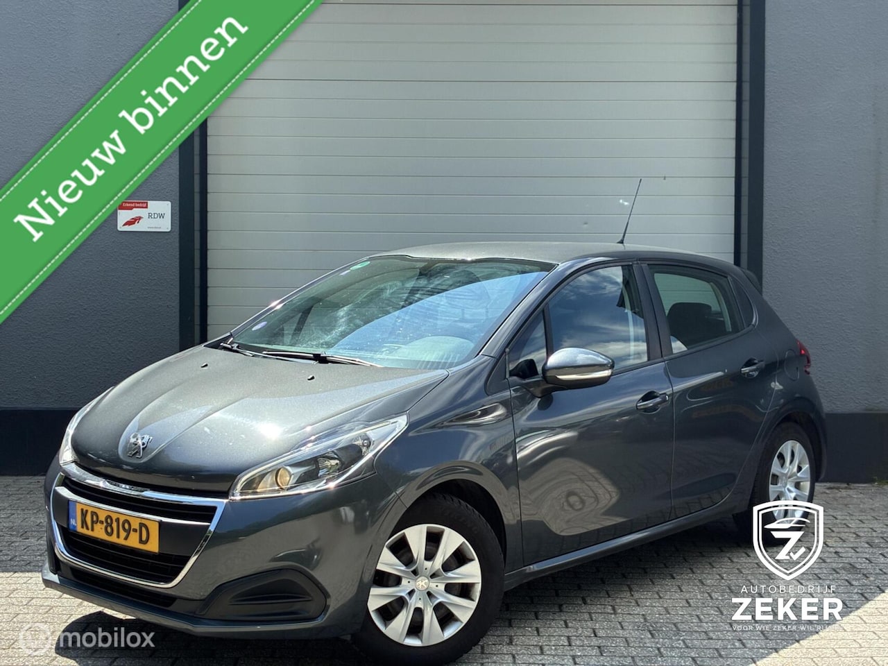 Peugeot 208 - 1.2 PureTech Active / airco / cruise / navigatie - AutoWereld.nl