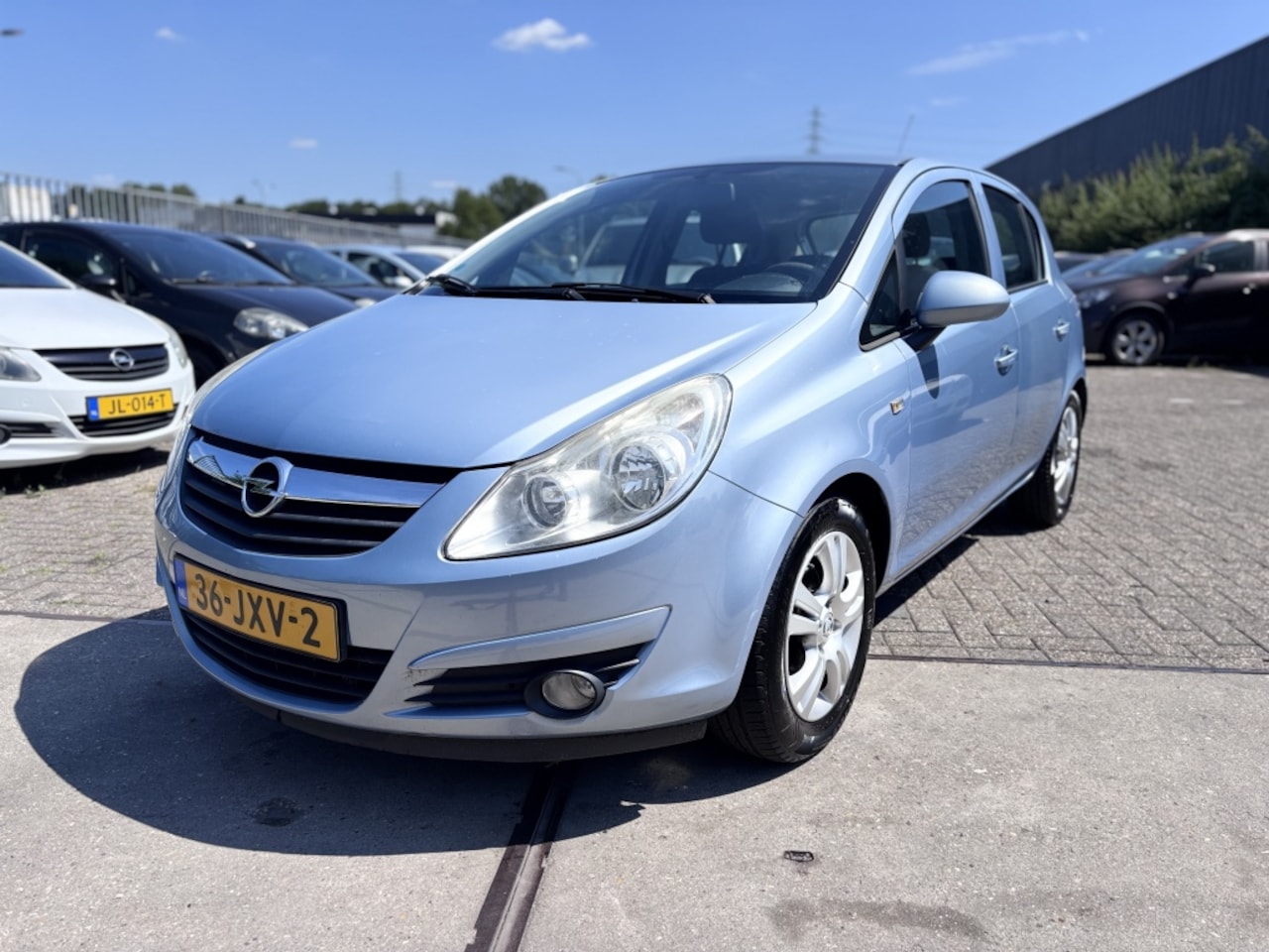 Opel Corsa - 1.4-16V Enjoy 1.4-16V Enjoy - AutoWereld.nl