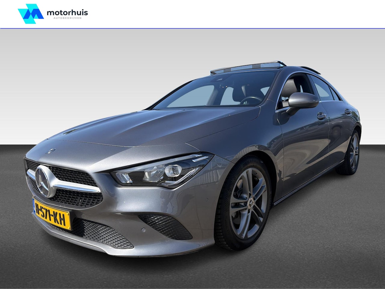 Mercedes-Benz CLA-Klasse - 200 Business Solution | Achteruitrijcamera | DAB ontvanger | Parkeersensor achter - AutoWereld.nl