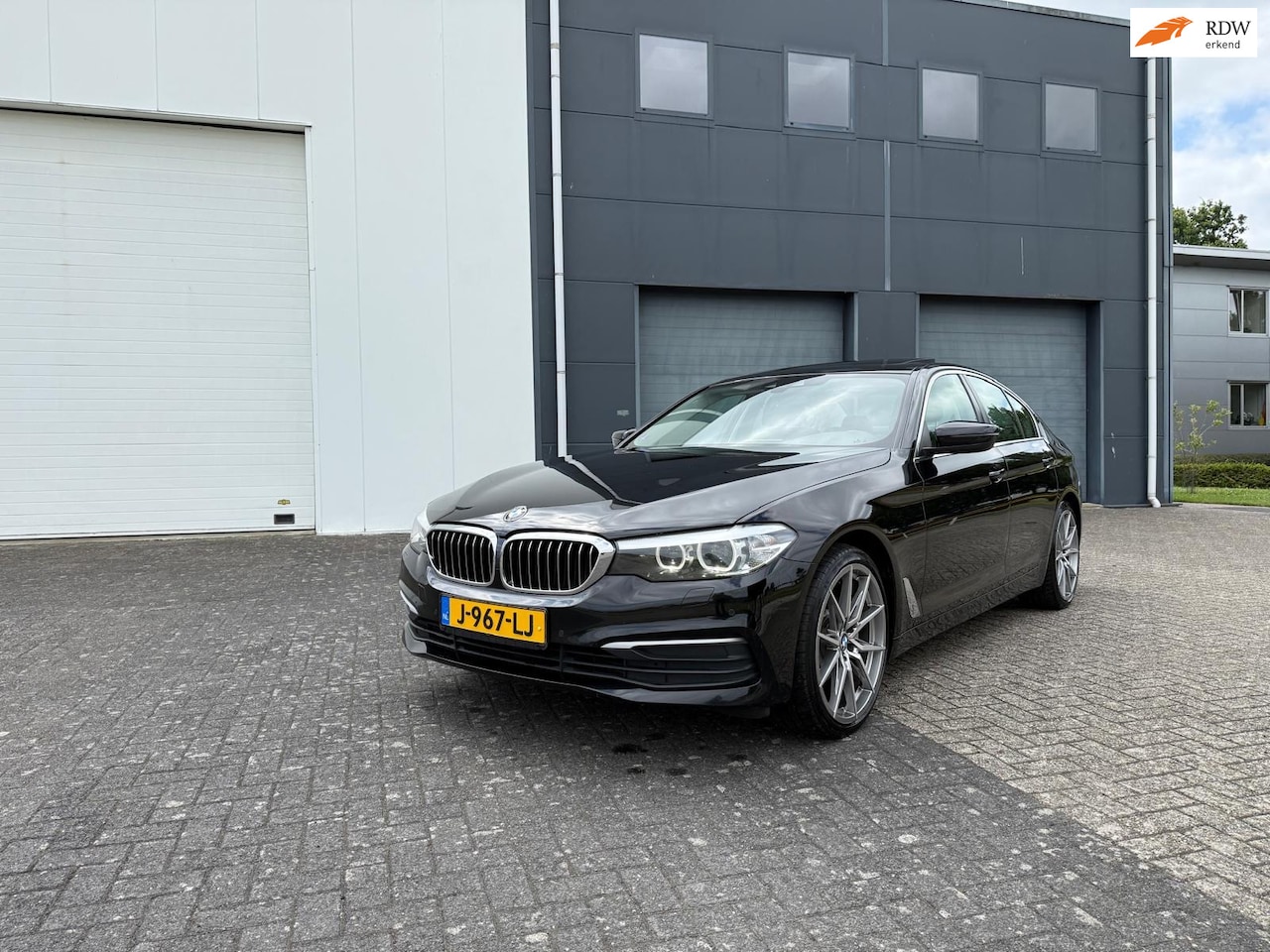 BMW 5-serie - 530i xDrive Executive 2017 - AutoWereld.nl