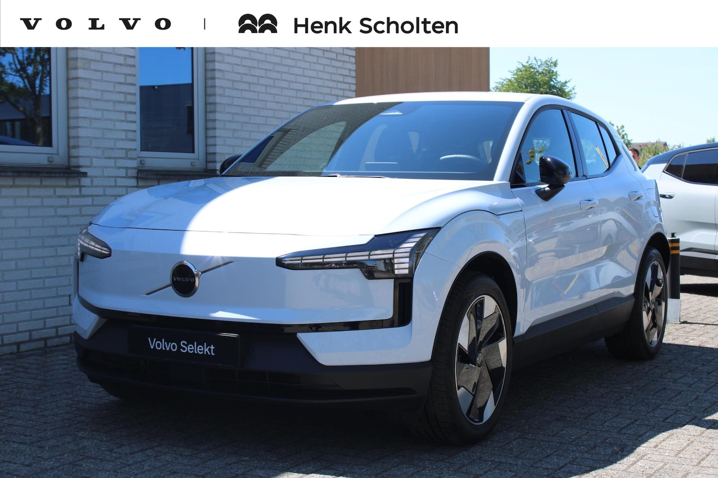 Volvo EX30 - Single Motor Extended Range Plus 69 kWh | Apple Carplay/ Android Auto | Elektrisch verstel - AutoWereld.nl