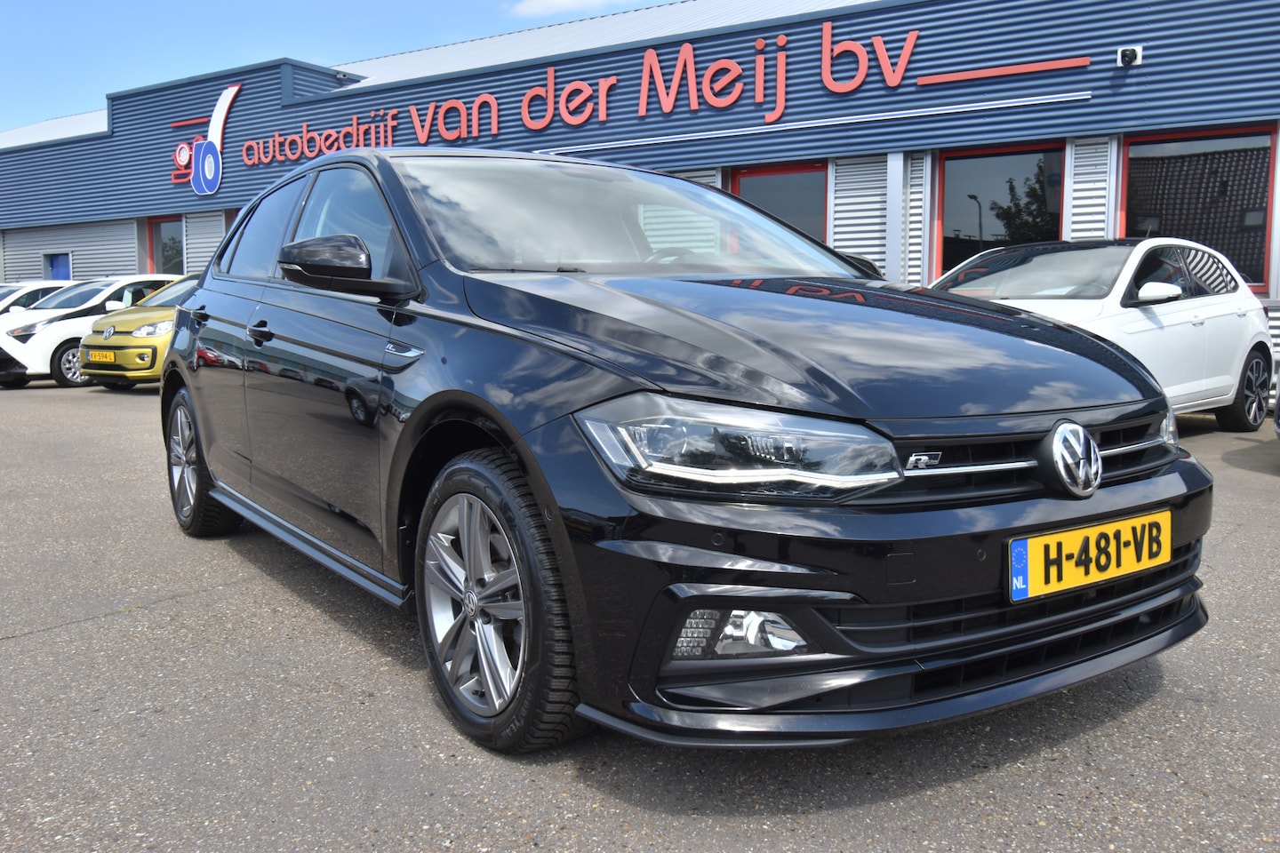 Volkswagen Polo - 1.5 TSI Highline Business R 1.5 TSI Highline Business R , VIRTUAL COCKPIT , CL MATR , CR CONTR , LED KOPL , PDC V+A , - AutoWereld.nl