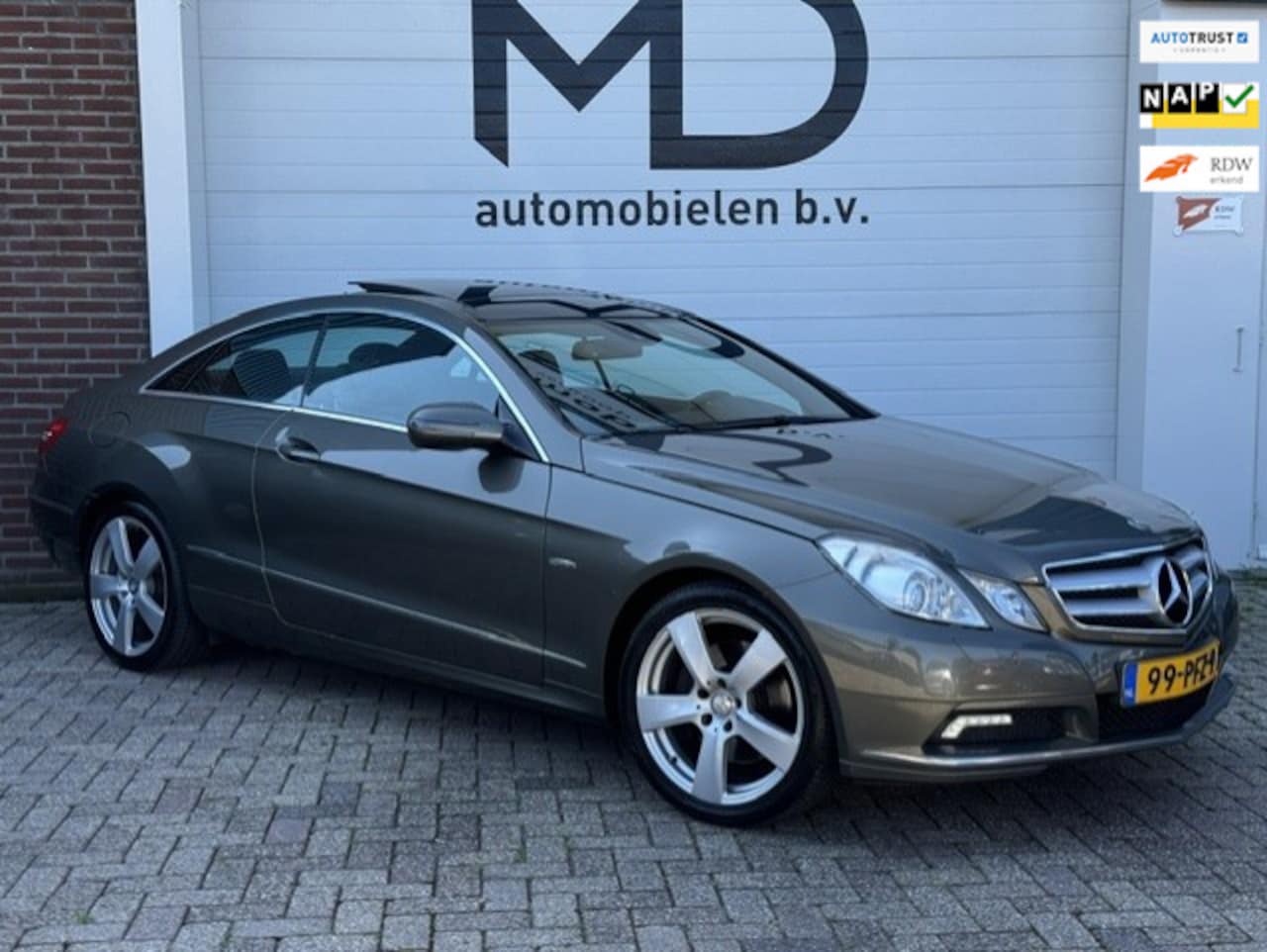 Mercedes-Benz E-klasse Coupé - 350 CGI Avantgarde - Dealer onderhouden - AutoWereld.nl