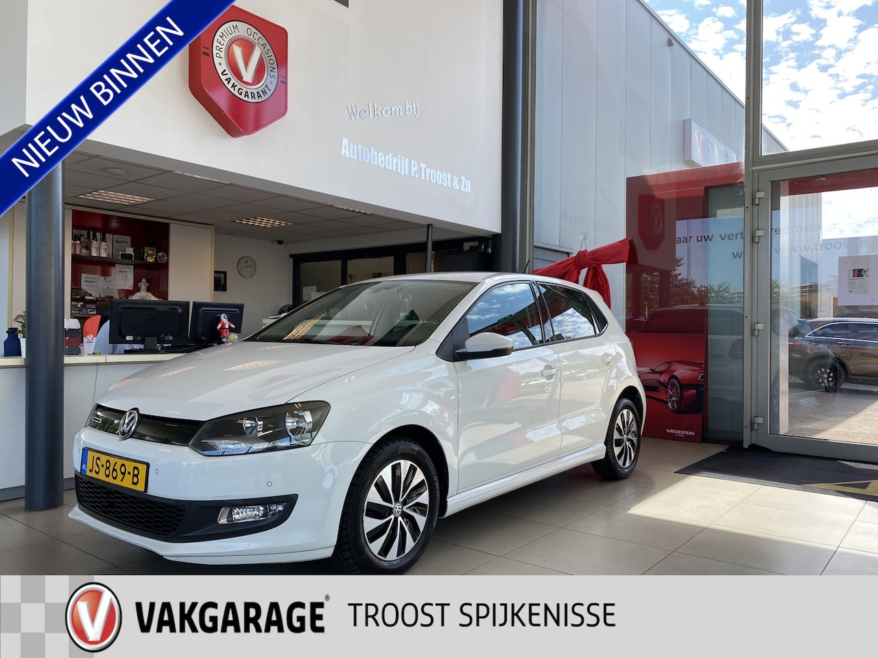 Volkswagen Polo - 1.0 BlueMotion Connected Series 1.0 BlueMotion Connected Series,100%Onderhouden,Navigatie,Parkeerassistent,Climate&Cruisec - AutoWereld.nl