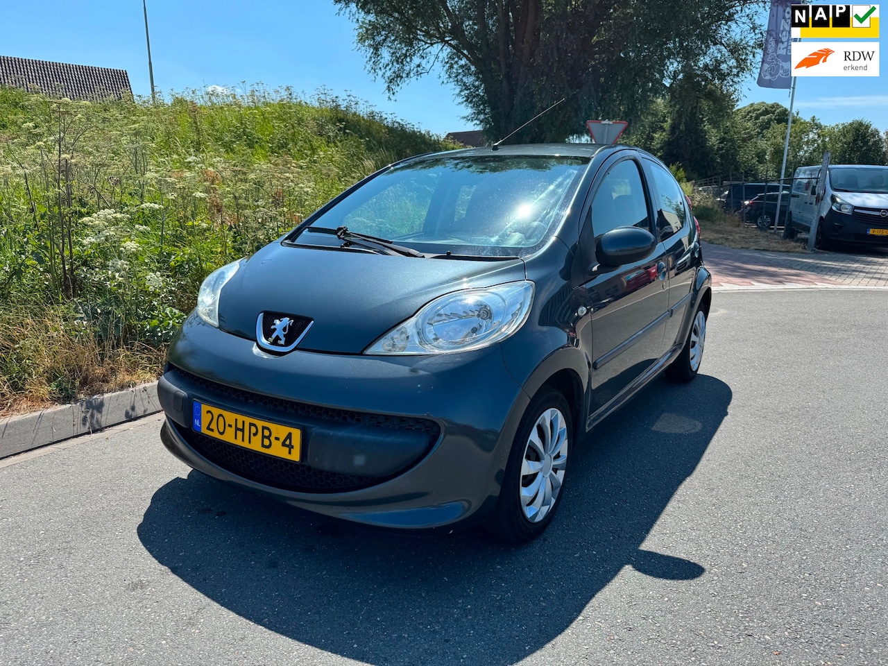 Peugeot 107 - 1.0-12V XS Airco - AutoWereld.nl