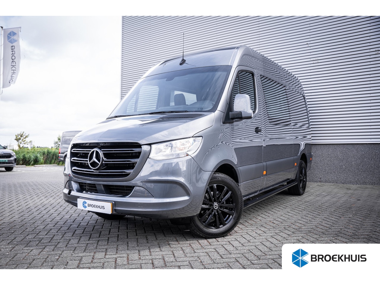 Mercedes-Benz Sprinter - Dubbel Cabine TREKHAAK - AUTOMAAT - INRICHTING - AutoWereld.nl