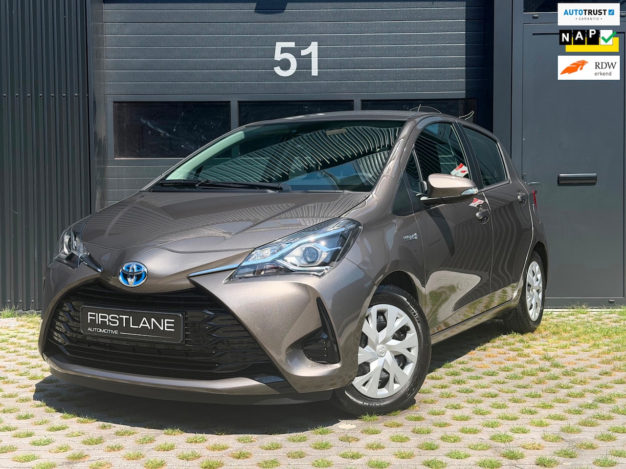 Toyota Yaris - 1.5 Hybrid Active | Lage KM | Lane Ass | Cruise - AutoWereld.nl