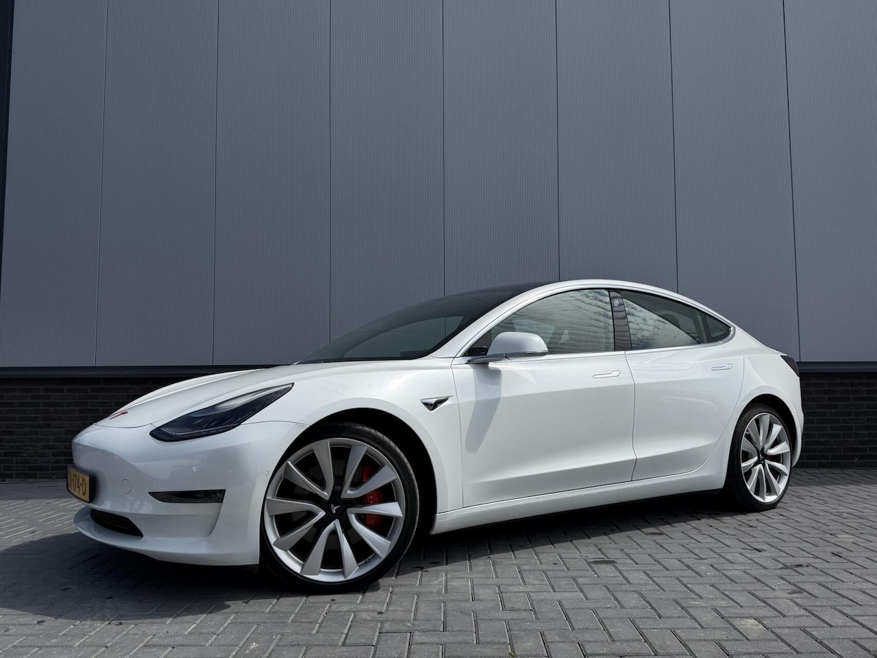 Tesla Model 3 - Performance AWD 75 kWh - AutoWereld.nl