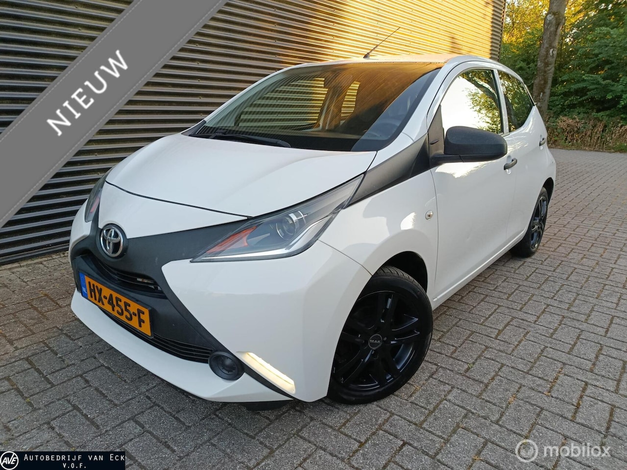 Toyota Aygo - 1.0 VVT-i x-now 5DRS Airco, Cruise control, Elektrische ramen - AutoWereld.nl