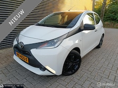 Toyota Aygo - 1.0 VVT-i x-now 5DRS Airco, Cruise control, Elektrische ramen