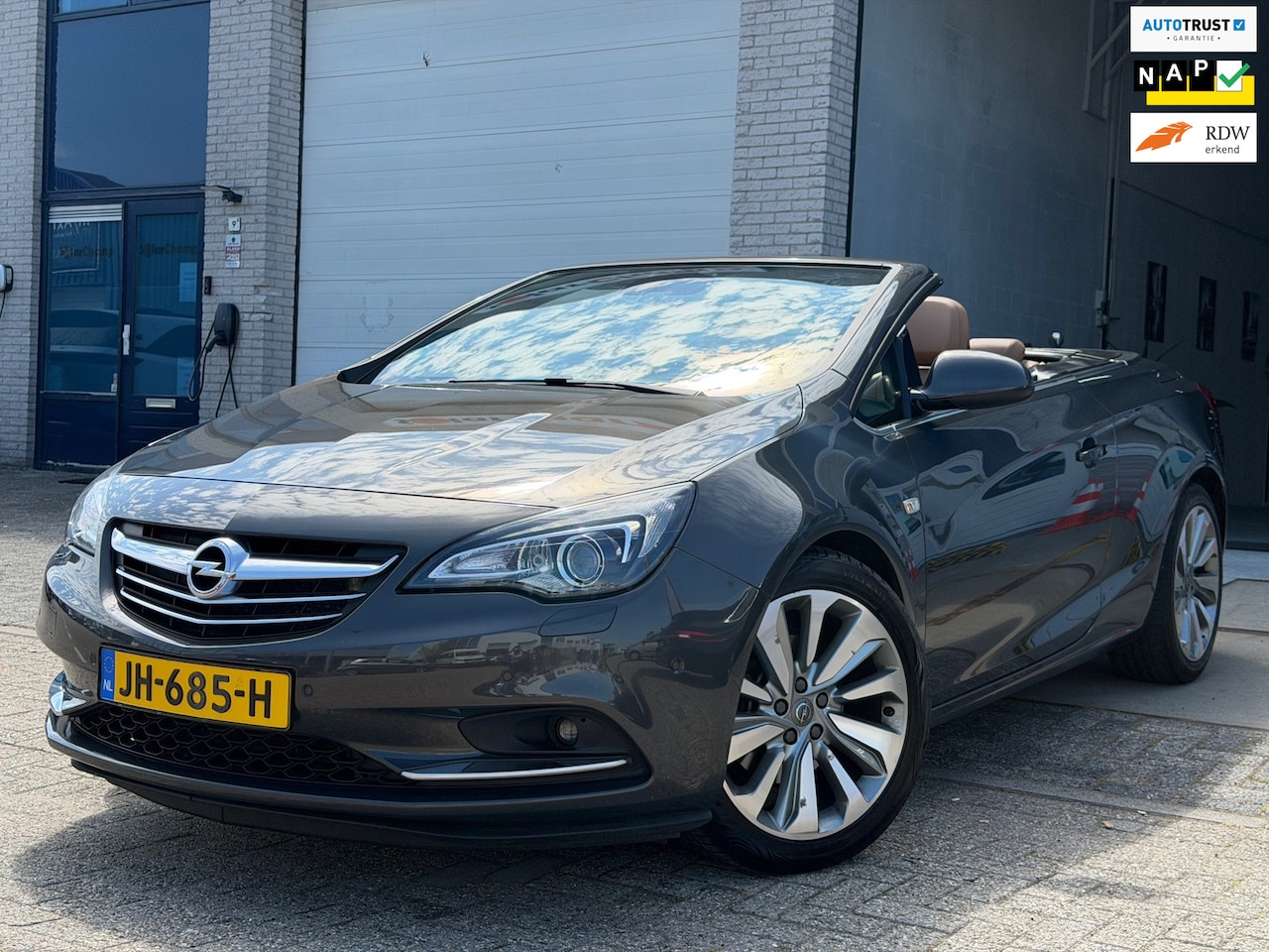 Opel Cascada - 1.4 Turbo ecoFLEX Innovation/ 1e EIG/ nap/ dealeronderhouden/ 1jaar apk/ cabriolet/ volle - AutoWereld.nl