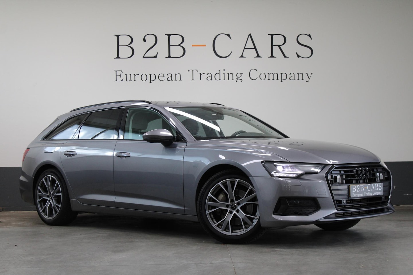 Audi A6 Avant - 45 TFSI Sport | LED | Trekhaak | ACC | Camera - AutoWereld.nl