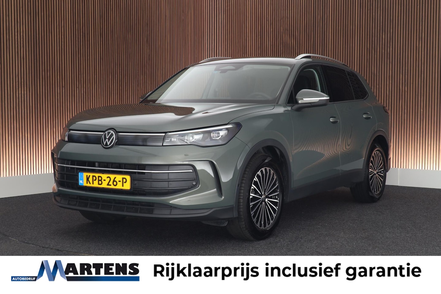 Volkswagen Tiguan - 1.5 eTSI 150pk DSG Life Edition Camera Keyless Carplay - AutoWereld.nl