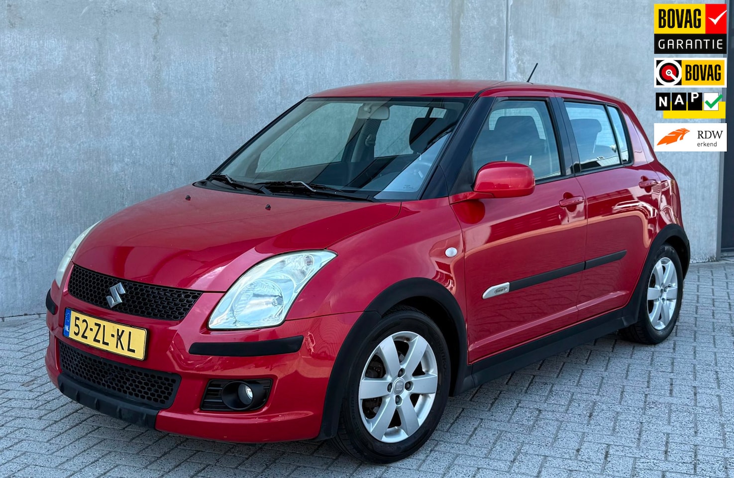 Suzuki Swift - 1.3 Shogun Rood 2008 APK|NAP|5 DEURS|TREKHAAK - AutoWereld.nl