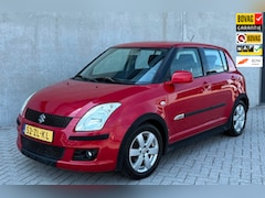 Suzuki Swift - 1.3 Shogun Rood 2008 APK|NAP|5 DEURS|TREKHAAK