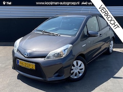 Toyota Yaris - 1.5 Full Hybrid Aspiration Automaat, Nieuw geleverd en dealeronderhouden, Achteruitrijcame