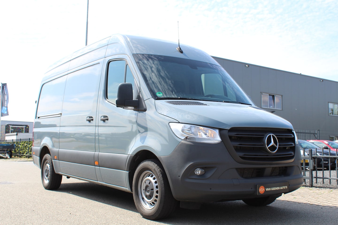 Mercedes-Benz Sprinter - 317 170Pk 1.9 CDI L2H2 RWD Automaaat | Camera | Cruise control - AutoWereld.nl