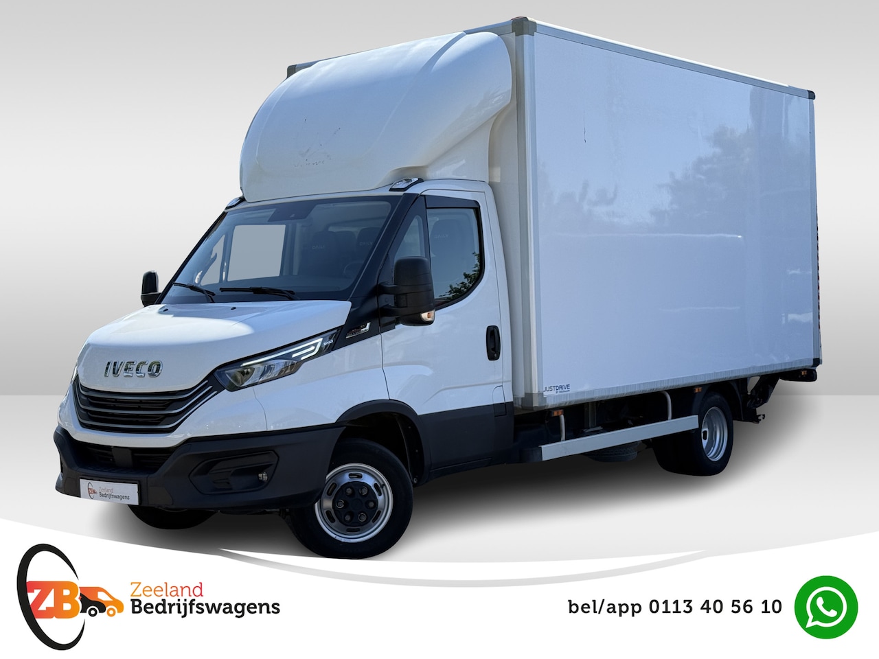 Iveco Daily - 35C18H 3.0 Bakwagen met laadklep | Zijdeur | Trekhaak | Dubbel lucht | Navi | Cruisec. | L - AutoWereld.nl