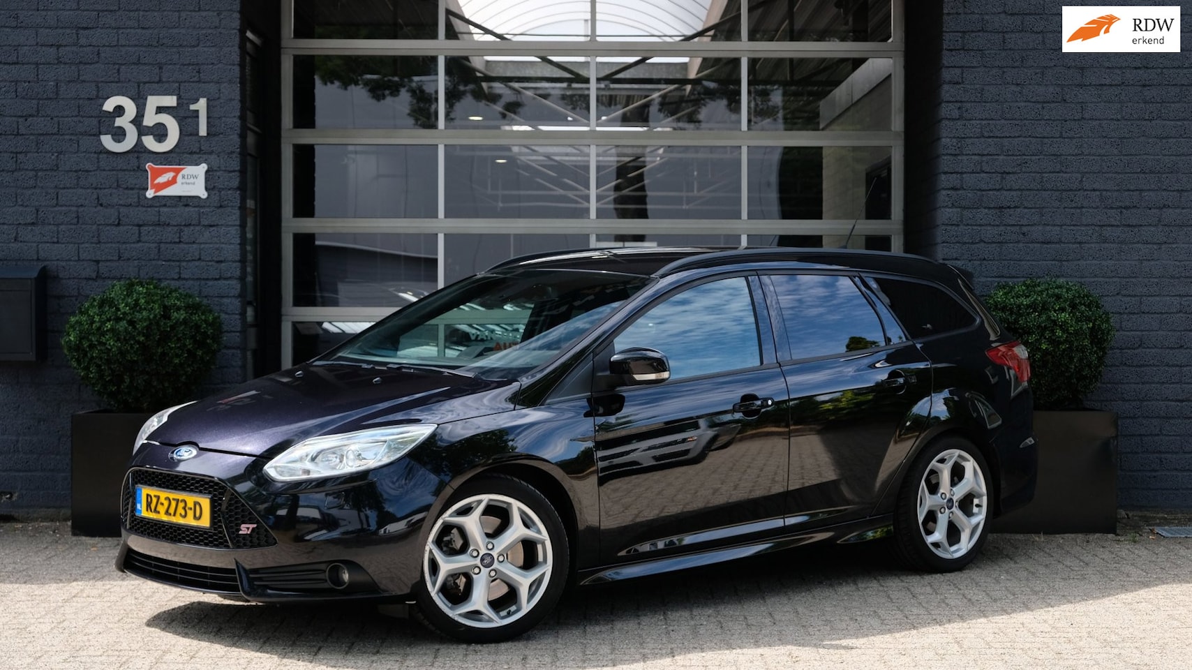 Ford Focus Wagon - 2.0 EcoBoost ST-3 Cruise|Leder|Navi|Led&Xenon - AutoWereld.nl