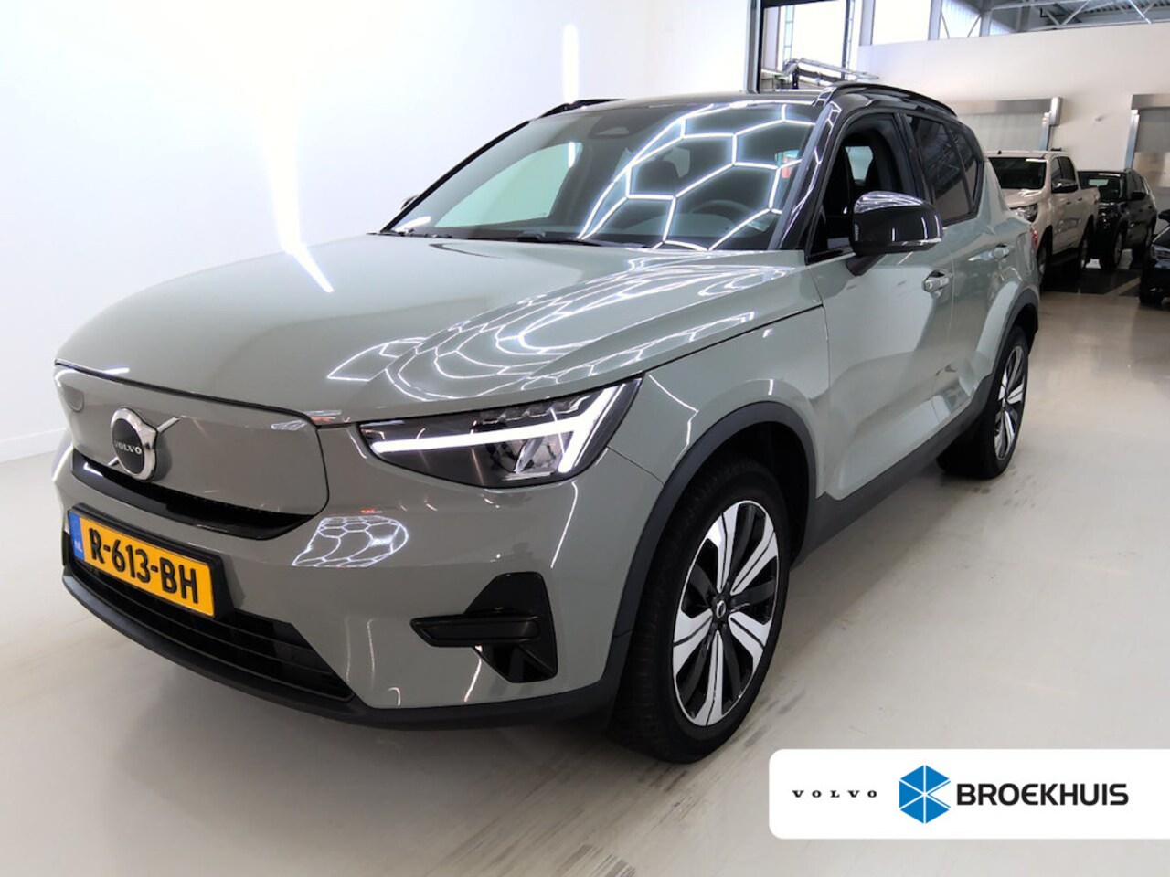 Volvo XC40 - Recharge Plus 70 kWh | Trekhaak | SOH 98% | Adaptive Cruise | Warmtepomp | Stoelverwarming - AutoWereld.nl