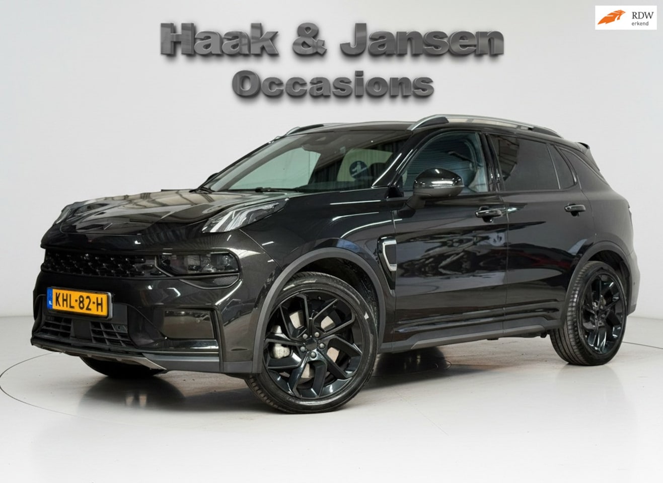 Lynk & Co 01 - 1.5 Black Edition Pano Infinity 360 Camera - AutoWereld.nl