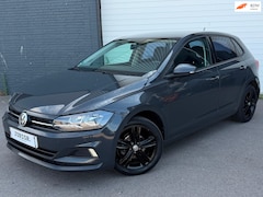 Volkswagen Polo - 1.0 MPI Comfortline AIRCO/CRUISE/LMV/NAVI/PDC/5D