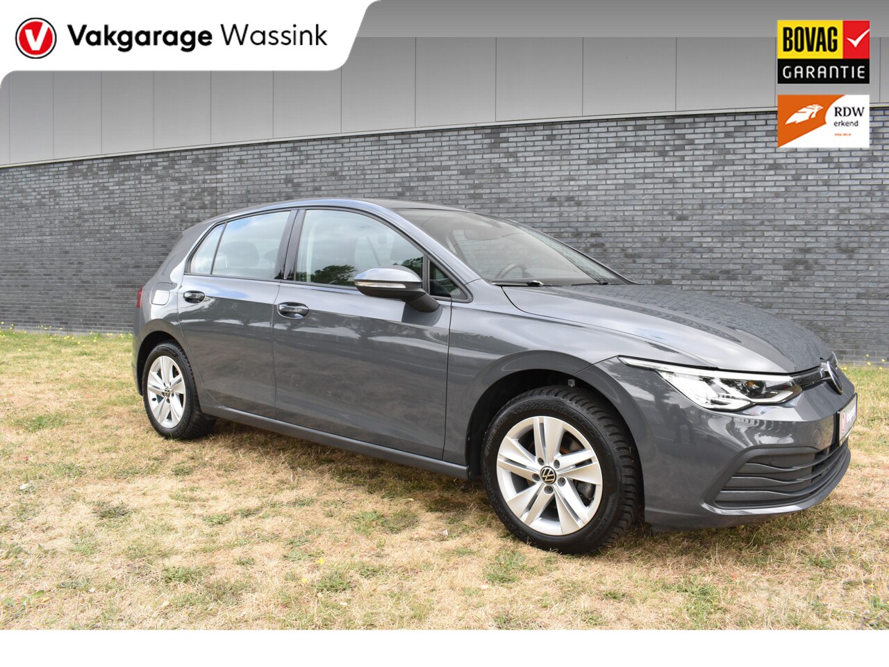 Volkswagen Golf - 1.0 eTSI Life Business Automaat Navigatie - AutoWereld.nl