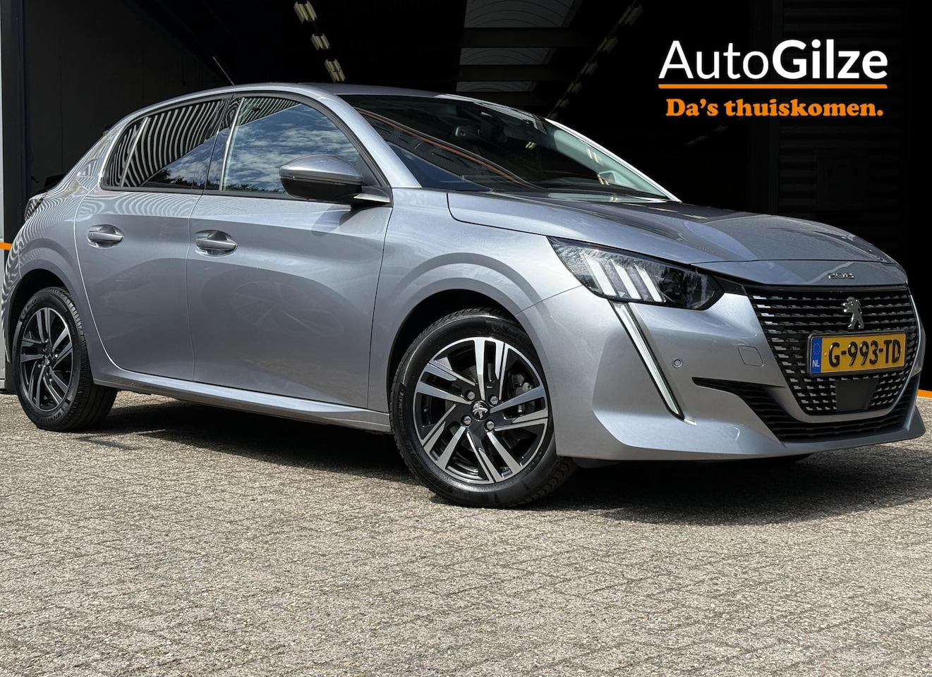 Peugeot 208 - 1.2 PureTech Allure l Virtual Cockpit l Camera l Navi l Carplay - AutoWereld.nl