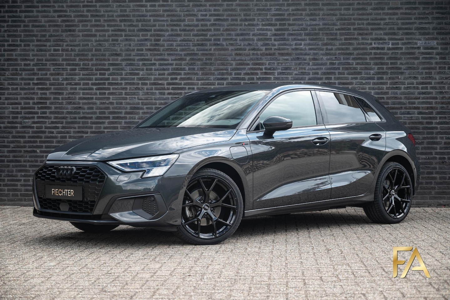 Audi A3 Sportback - 40 TFSI e S Line 19Inch|B&O|Sfeer|RSseats|Leder| - AutoWereld.nl