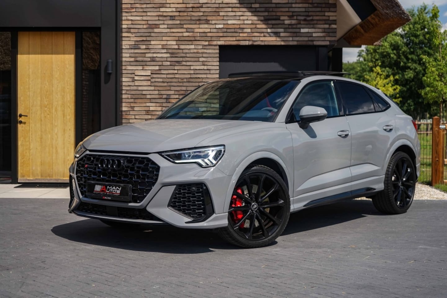Audi RSQ3 Sportback - 2.5 TFSI quattro - AutoWereld.nl