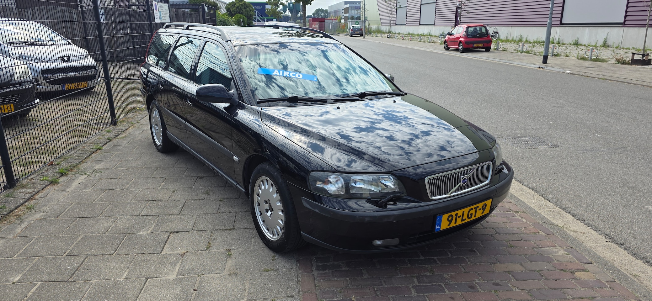 Volvo V70 - 2.4