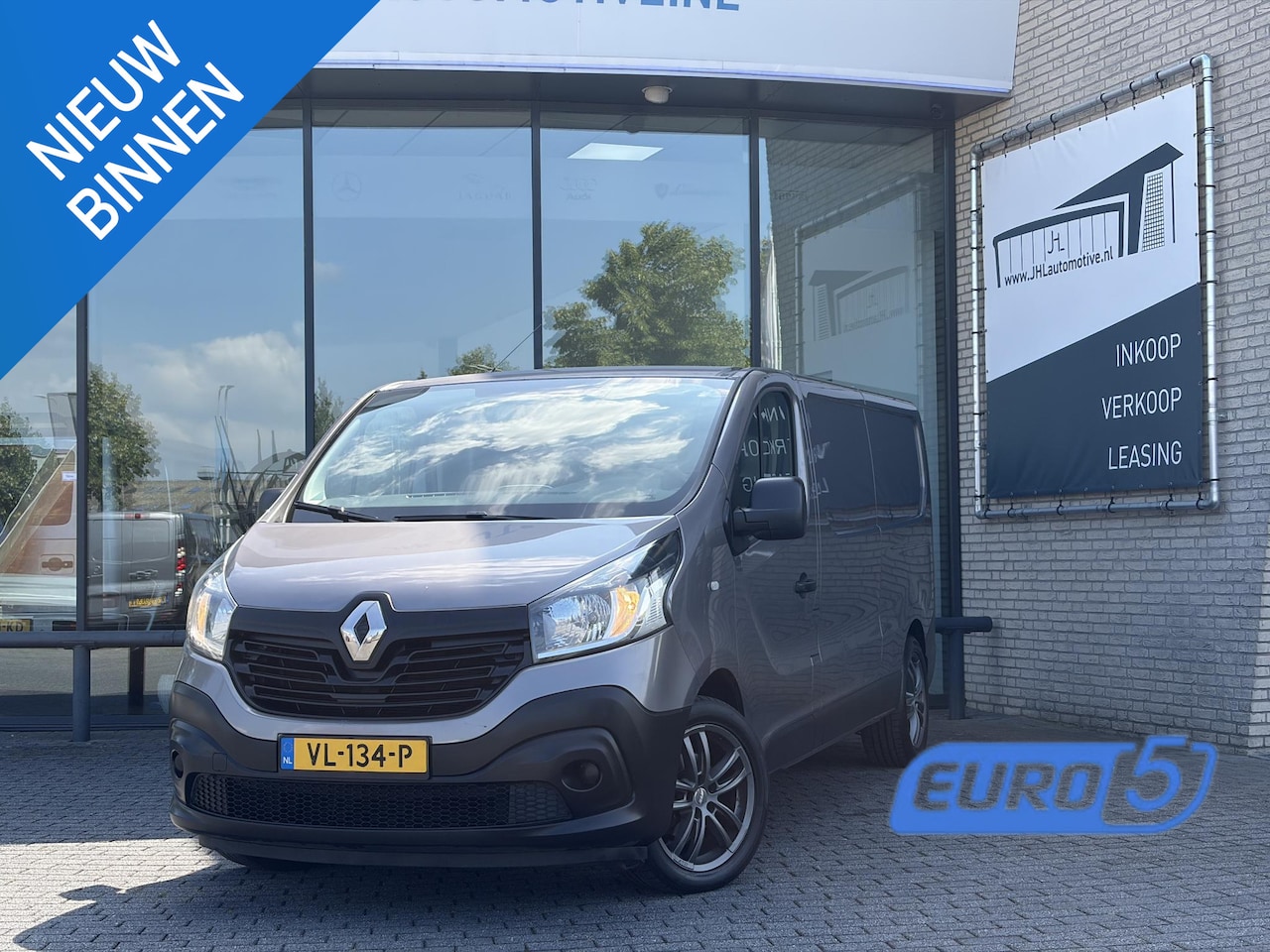 Renault Trafic - 1.6 dCi T29 L2H1*HAAK*CRUISE*A/C*3-P*NAVI*PDC*LMV* - AutoWereld.nl