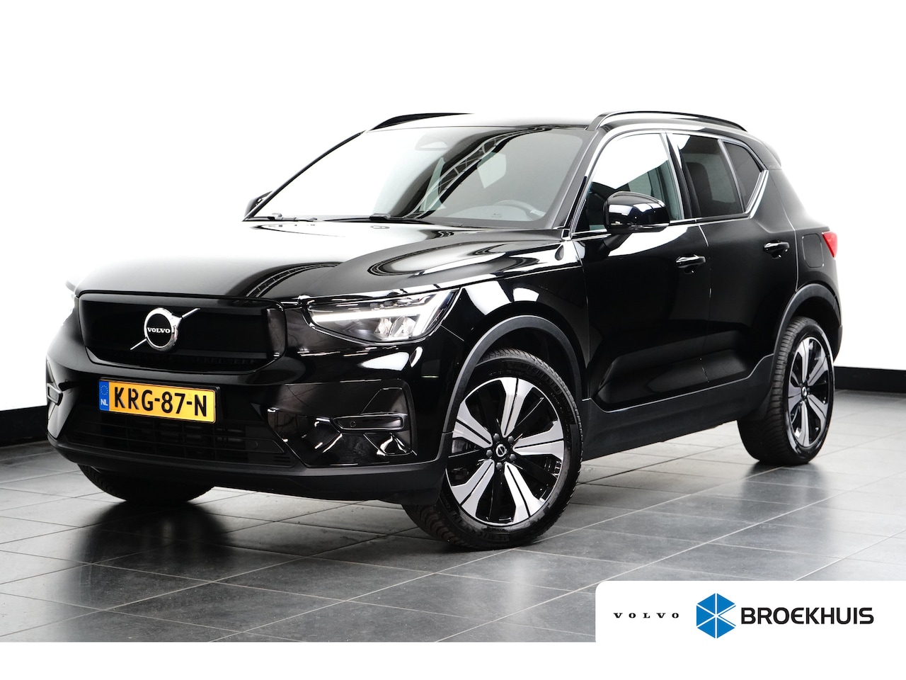 Volvo XC40 - Recharge Plus | Pilot Assist | Camera | Stuur/stoelverwarming - AutoWereld.nl