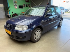 Volkswagen Polo - 1.4 APK tot APRIL 2027