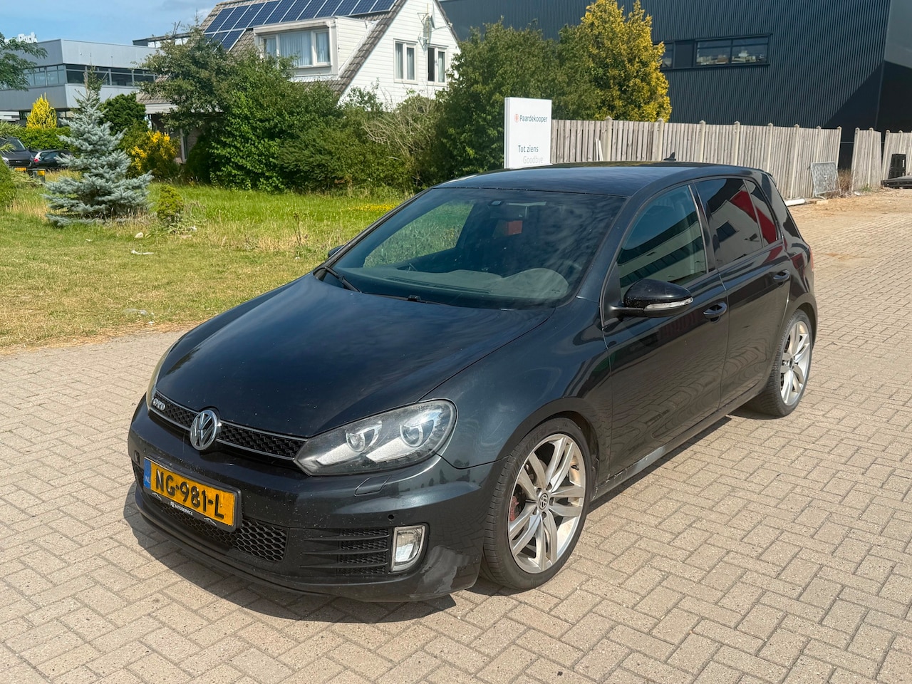 Volkswagen Golf - 2.0 GTD AUTOMAAT LEER LED XENON BOMVOL GRIJS 2012 - AutoWereld.nl