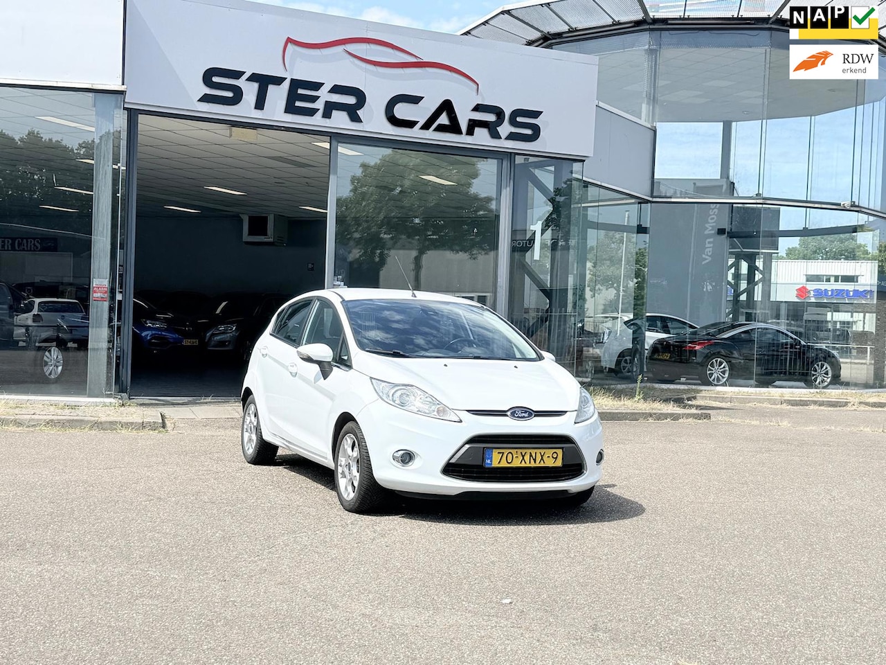 Ford Fiesta - 1.25 Titanium|Airco|Cruise Control|P Sensor|NAP|Onderhoud| - AutoWereld.nl
