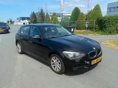 BMW 1-serie - 116d Business+ AIRCO KETTING PROBLEEM ZWART 2012