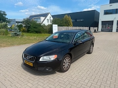 Volvo V70 - 2.0 D3 Limited Edition AUTOMAAT LEER CLIMA ZWART 2012