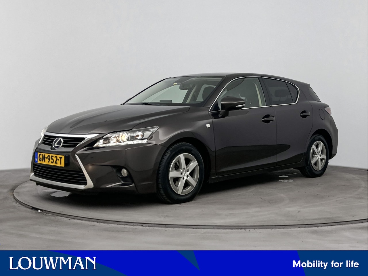 Lexus CT 200h - 25th Edition | Climate Control | Cruise Control | Stoelverwarming | Achteruitrijcamera | E - AutoWereld.nl