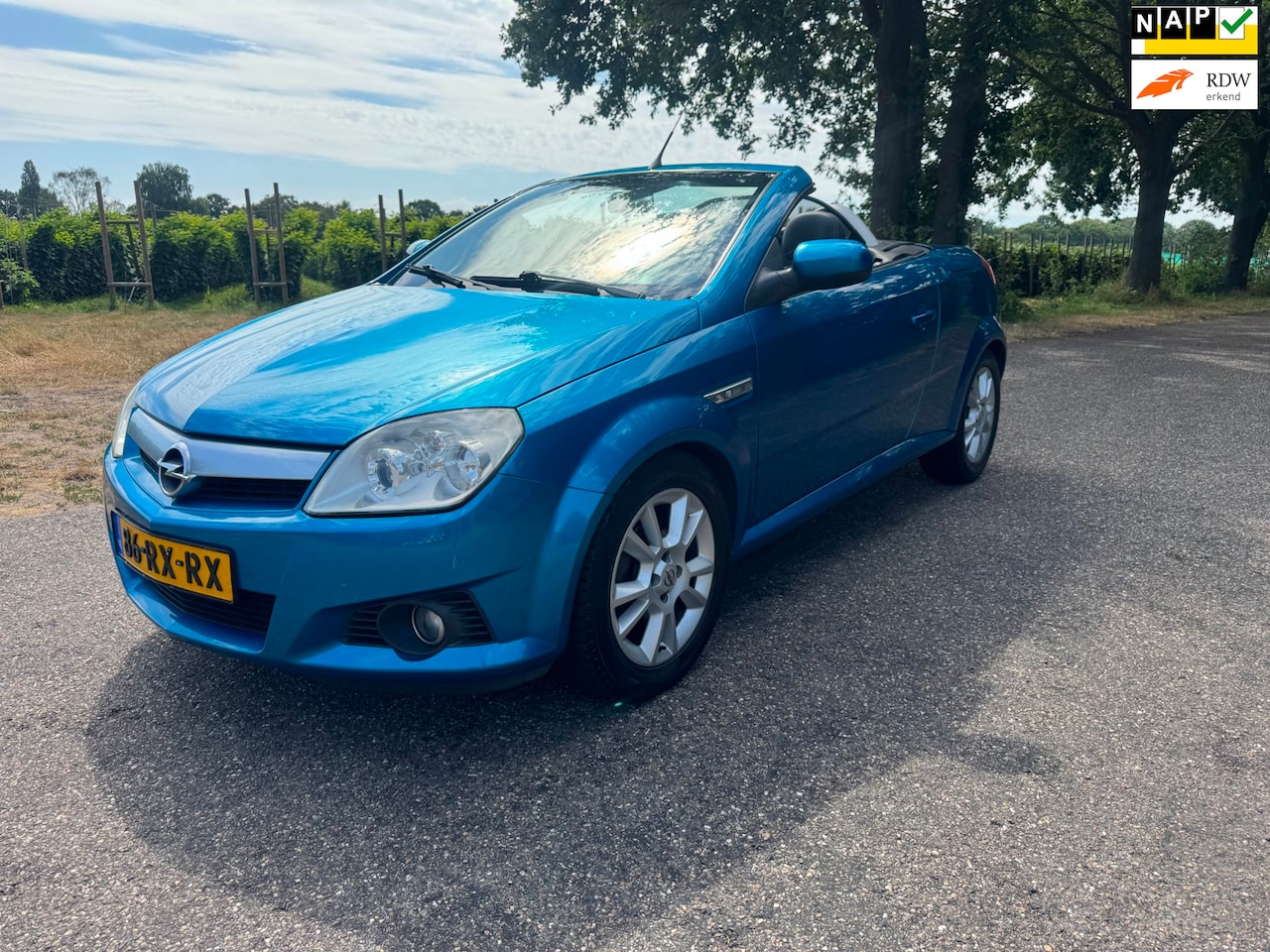 Opel Tigra TwinTop - 1.8-16V Linea Rosso | Nette auto - AutoWereld.nl