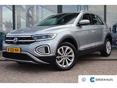 Volkswagen T-Roc - 1.5 TSI Style 150PK TREKHAAK|AUTOMAAT | Achteruitrijcamera standaard | Airco (automatisch)