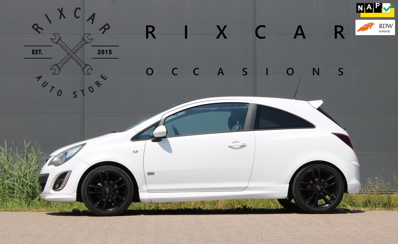 Opel Corsa - 1.4-16V ColorEdition OPC-Line Touch&Connect AFL NweBanden !!NIEUWBINNEN!! - AutoWereld.nl