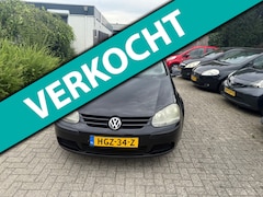 Volkswagen Golf - 1.6 FSI Sportline