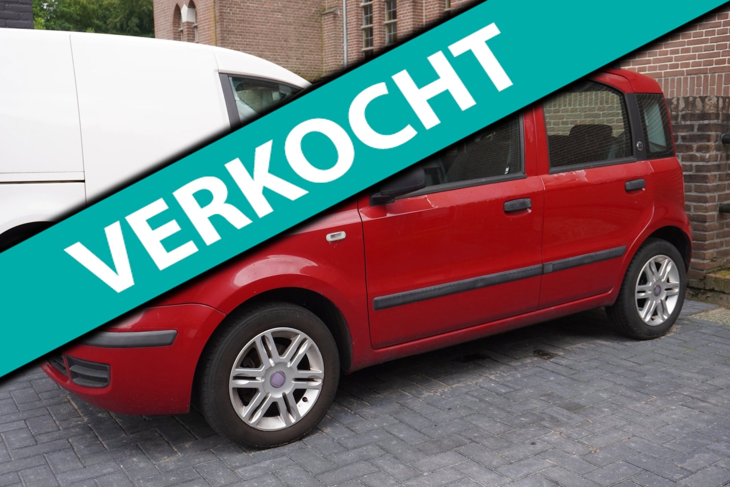 Fiat Panda - 1.2 Emotion Airco Panoramadak - AutoWereld.nl