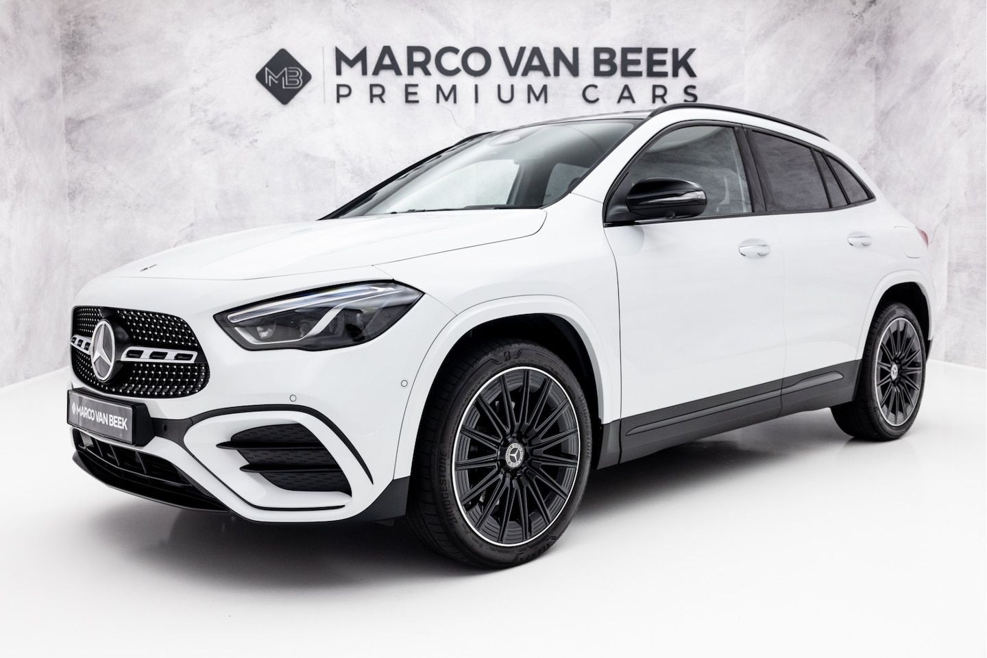 Mercedes-Benz GLA-Klasse - 250 e AMG Line | Facelift | Pano | Memory | ACC | 360 - AutoWereld.nl
